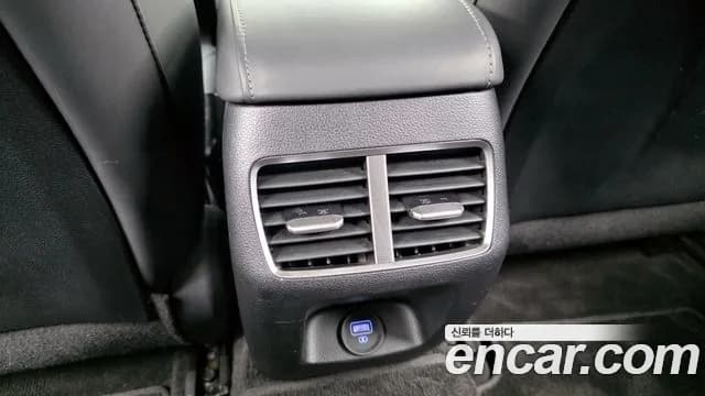 2021 Hyundai Sonata (DN8) 2.0 LPG(rental car) Sold VIN KMHL341DBMA141746 – interior seats 2021 Hyundai Sonata (DN8) 2.0 LPG(rental car) Sold VIN KMHL341DBMA141746 – interior seats