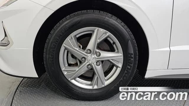 2022 Hyundai Sonata (DN8) 2.0 LPG(rental car) Sold VIN KMHL341DBNA197859 – interior seats 2022 Hyundai Sonata (DN8) 2.0 LPG(rental car) Sold VIN KMHL341DBNA197859 – interior seats