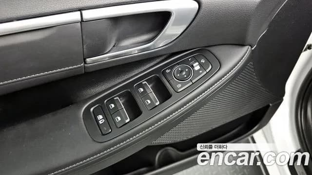 2022 Hyundai Sonata (DN8) 2.0 LPG(rental car) Sold VIN KMHL341DBNA209376 – trunk area 2022 Hyundai Sonata (DN8) 2.0 LPG(rental car) Sold VIN KMHL341DBNA209376 – trunk area