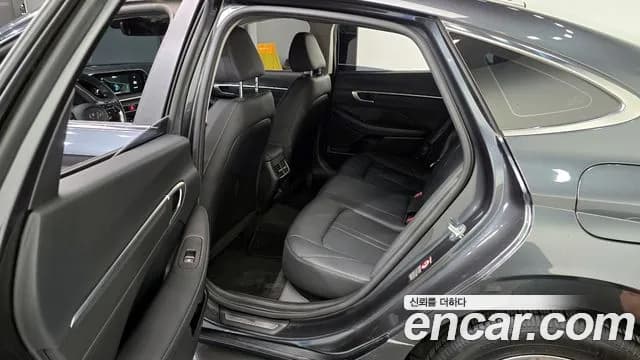 2022 Hyundai Sonata (DN8) 2.0 LPG(rental car) Sold VIN KMHL341DBNA212810 – front exterior 2022 Hyundai Sonata (DN8) 2.0 LPG(rental car) Sold VIN KMHL341DBNA212810 – front exterior