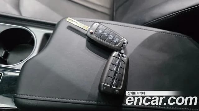 2023 Hyundai Sonata (DN8) 2.0 LPG(rental car) Sold VIN KMHL341DBPA306008 – undercarriage 2023 Hyundai Sonata (DN8) 2.0 LPG(rental car) Sold VIN KMHL341DBPA306008 – undercarriage
