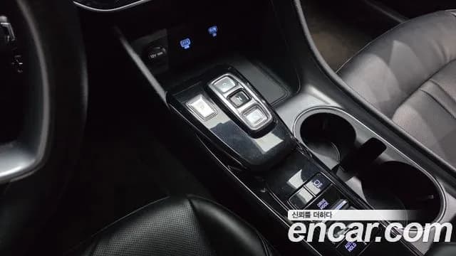 2023 Hyundai Sonata (DN8) 2.0 LPG(rental car) Sold VIN KMHL341DBPA306008 – trunk area 2023 Hyundai Sonata (DN8) 2.0 LPG(rental car) Sold VIN KMHL341DBPA306008 – trunk area