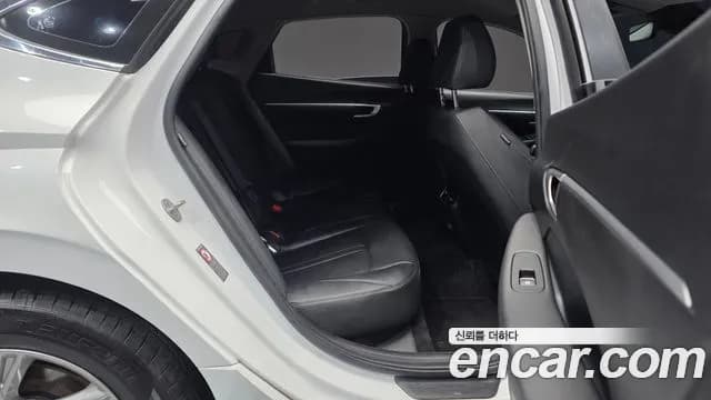 2023 Hyundai Sonata (DN8) 2.0 LPG(rental car) Sold VIN KMHL341DBPA306008 – photo 11 2023 Hyundai Sonata (DN8) 2.0 LPG(rental car) Sold VIN KMHL341DBPA306008 – photo 11