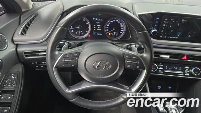 2023 Hyundai Sonata (DN8) 2.0 LPG(rental car) Sold VIN KMHL341DBPA310253 – interior seats 2023 Hyundai Sonata (DN8) 2.0 LPG(rental car) Sold VIN KMHL341DBPA310253 – interior seats