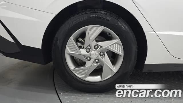 2024 Hyundai Sonata The Edge (DN8) 2.0 LPG(Rent) Sold VIN KMHL341DBRA333193 – exterior detail 2024 Hyundai Sonata The Edge (DN8) 2.0 LPG(Rent) Sold VIN KMHL341DBRA333193 – exterior detail
