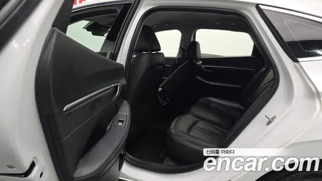 2024 Hyundai Sonata The Edge (DN8) 2.0 LPG(Rent) Sold VIN KMHL341DBRA333193 – trunk area 2024 Hyundai Sonata The Edge (DN8) 2.0 LPG(Rent) Sold VIN KMHL341DBRA333193 – trunk area