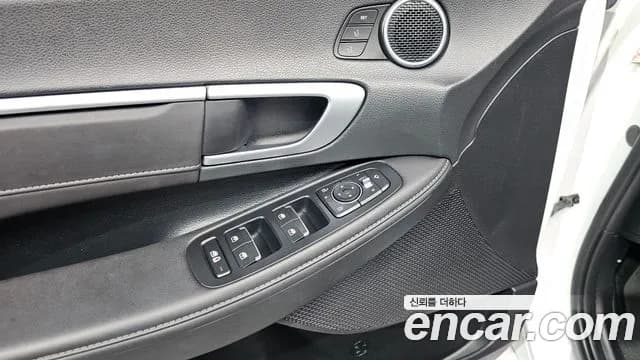 2024 Hyundai Sonata The Edge (DN8) 2.0 LPG(Rent) Sold VIN KMHL341DBRA333410 – rear exterior 2024 Hyundai Sonata The Edge (DN8) 2.0 LPG(Rent) Sold VIN KMHL341DBRA333410 – rear exterior