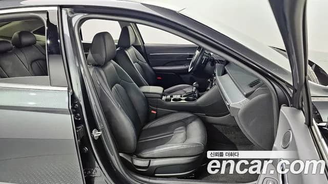 2024 Hyundai Sonata The Edge (DN8) 2.0 LPG(Rent) Sold VIN KMHL341DBRA404640 – front exterior 2024 Hyundai Sonata The Edge (DN8) 2.0 LPG(Rent) Sold VIN KMHL341DBRA404640 – front exterior