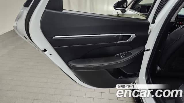2024 Hyundai Sonata The Edge (DN8) 2.0 LPG Sold VIN KMHL341DBRA411358 – rear exterior 2024 Hyundai Sonata The Edge (DN8) 2.0 LPG Sold VIN KMHL341DBRA411358 – rear exterior