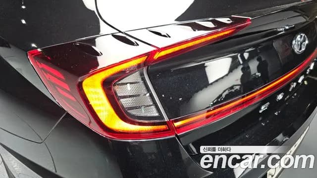 2021 Hyundai Sonata Hybrid (DN8) Inspiration Sold VIN KMHL341JBMA021247 – interior seats 2021 Hyundai Sonata Hybrid (DN8) Inspiration Sold VIN KMHL341JBMA021247 – interior seats