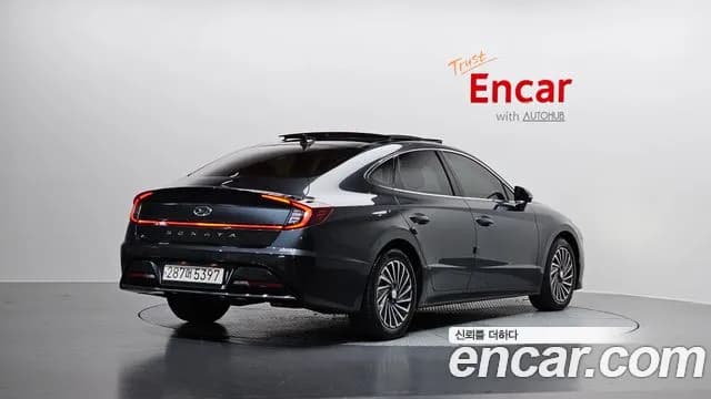2021 Hyundai Sonata Hybrid (DN8) Inspiration Sold VIN KMHL341JBMA027023 – trunk area 2021 Hyundai Sonata Hybrid (DN8) Inspiration Sold VIN KMHL341JBMA027023 – trunk area