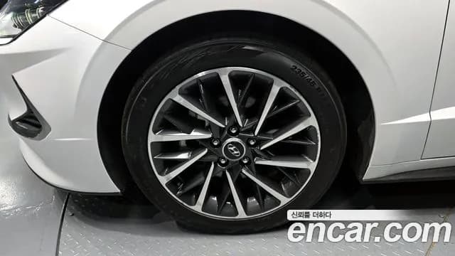 2021 Hyundai Sonata Hybrid (DN8) Inspiration Sold VIN KMHL341JBMA032024 – interior seats 2021 Hyundai Sonata Hybrid (DN8) Inspiration Sold VIN KMHL341JBMA032024 – interior seats