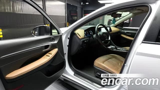2021 Hyundai Sonata Hybrid (DN8) Inspiration Sold VIN KMHL341JBMA032024 – photo 14 2021 Hyundai Sonata Hybrid (DN8) Inspiration Sold VIN KMHL341JBMA032024 – photo 14