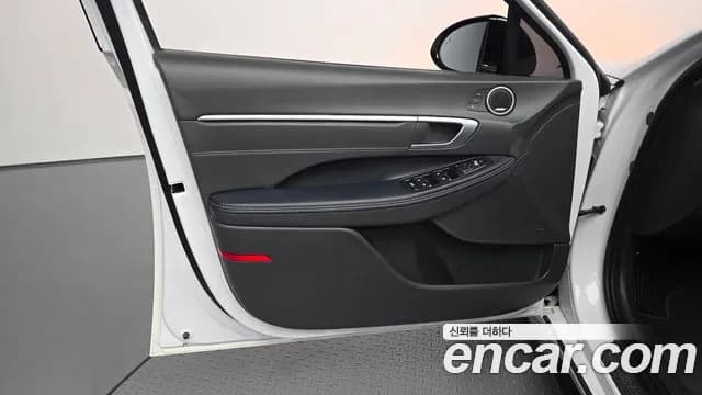 2022 Hyundai Sonata Hybrid (DN8) Inspiration Sold VIN KMHL341JBNA044785 – rear exterior 2022 Hyundai Sonata Hybrid (DN8) Inspiration Sold VIN KMHL341JBNA044785 – rear exterior