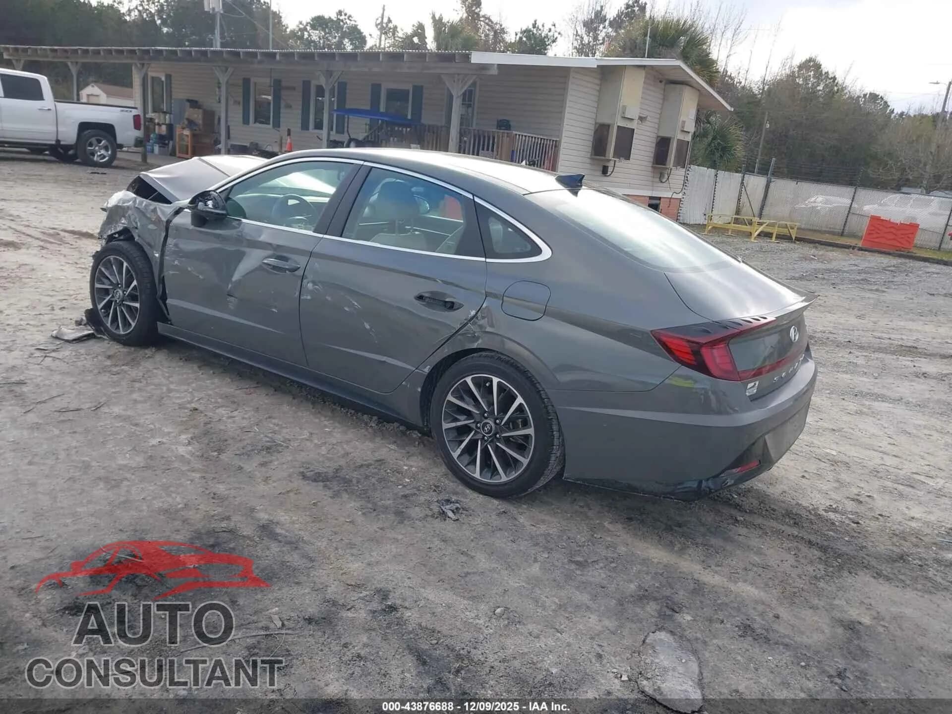 2022 HYUNDAI SONATA Damaged VIN KMHL34J26NA244678 – side profile 2022 HYUNDAI SONATA Damaged VIN KMHL34J26NA244678 – side profile