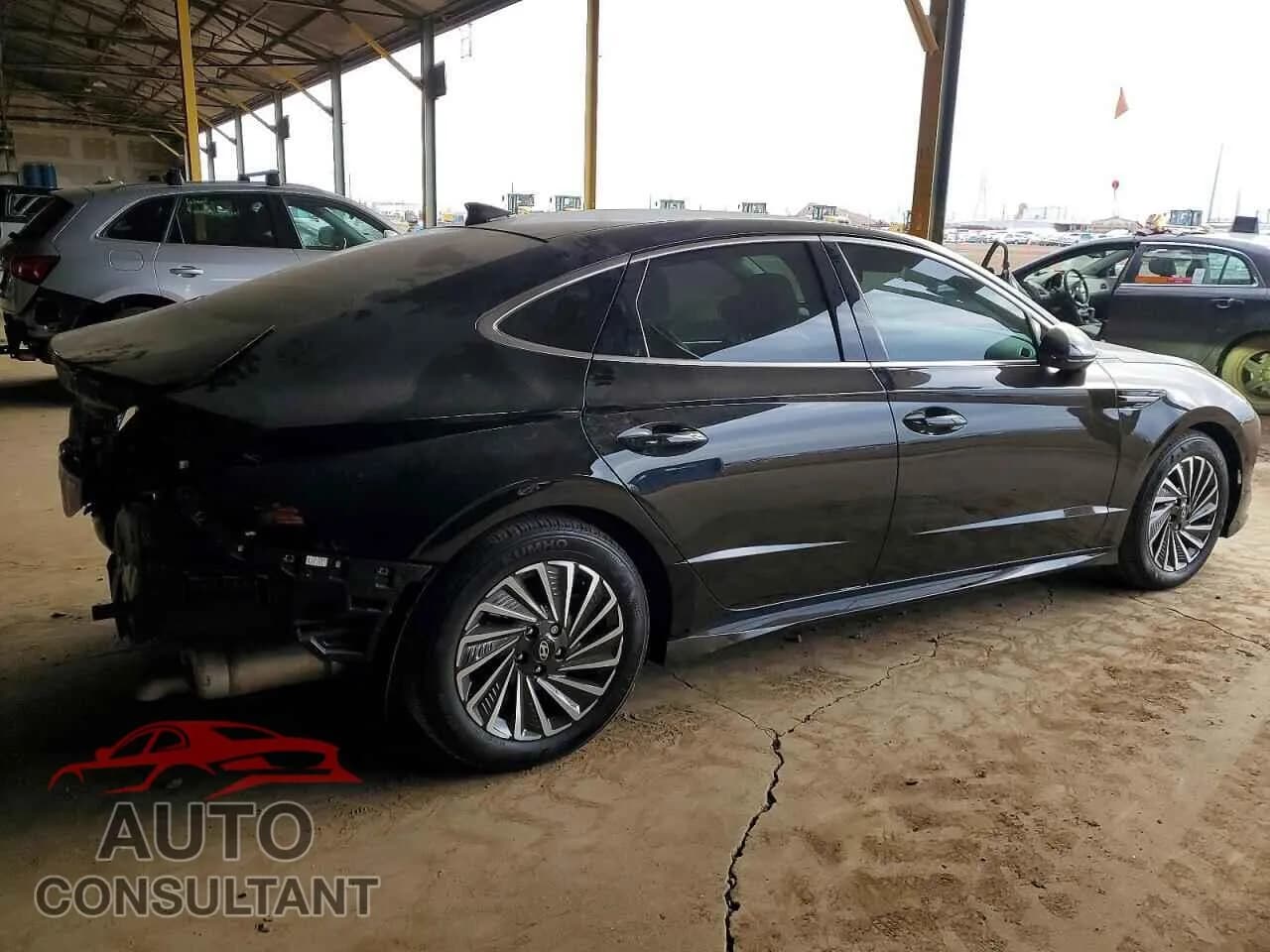 2025 HYUNDAI SONATA Damaged VIN KMHL34JJ0SA103432 – side profile 2025 HYUNDAI SONATA Damaged VIN KMHL34JJ0SA103432 – side profile