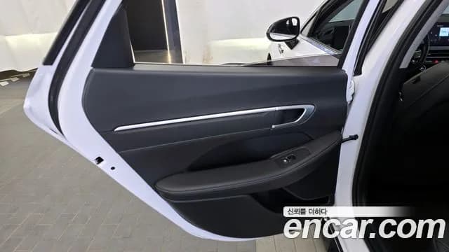2024 Hyundai Sonata The Edge (DN8) 2.0 LPG(Rent) Sold VIN KMHL441DBRA334327 – rear exterior 2024 Hyundai Sonata The Edge (DN8) 2.0 LPG(Rent) Sold VIN KMHL441DBRA334327 – rear exterior