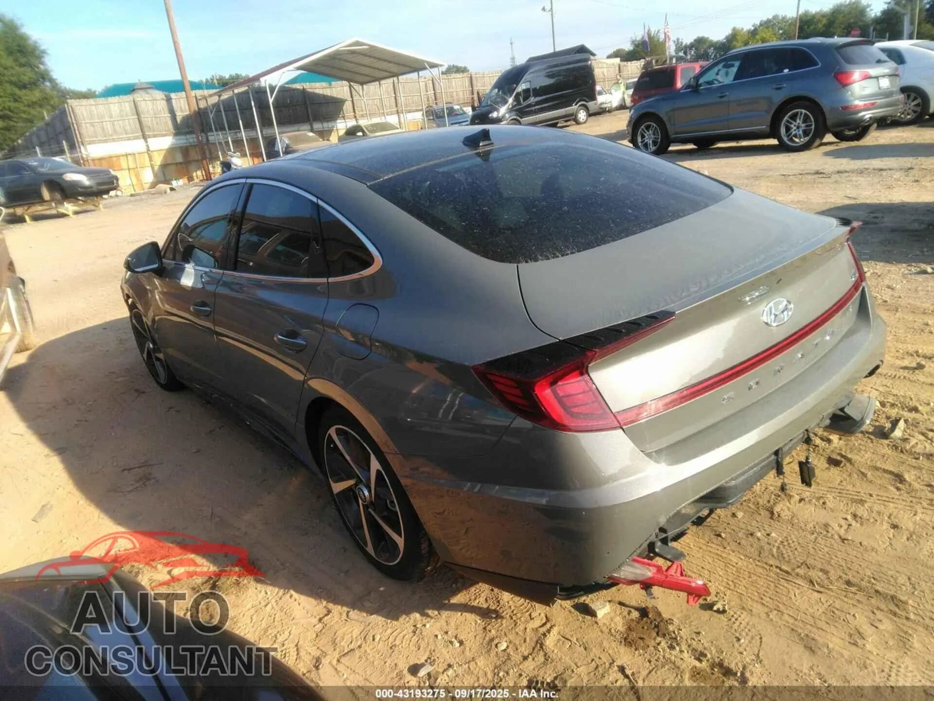 2023 HYUNDAI SONATA Damaged VIN KMHL44J25PA248205 – side profile 2023 HYUNDAI SONATA Damaged VIN KMHL44J25PA248205 – side profile