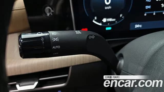 2024 Hyundai Sonata The Edge (DN8) 2.0 LPG Sold VIN KMHL541DBRA428106 – interior seats 2024 Hyundai Sonata The Edge (DN8) 2.0 LPG Sold VIN KMHL541DBRA428106 – interior seats