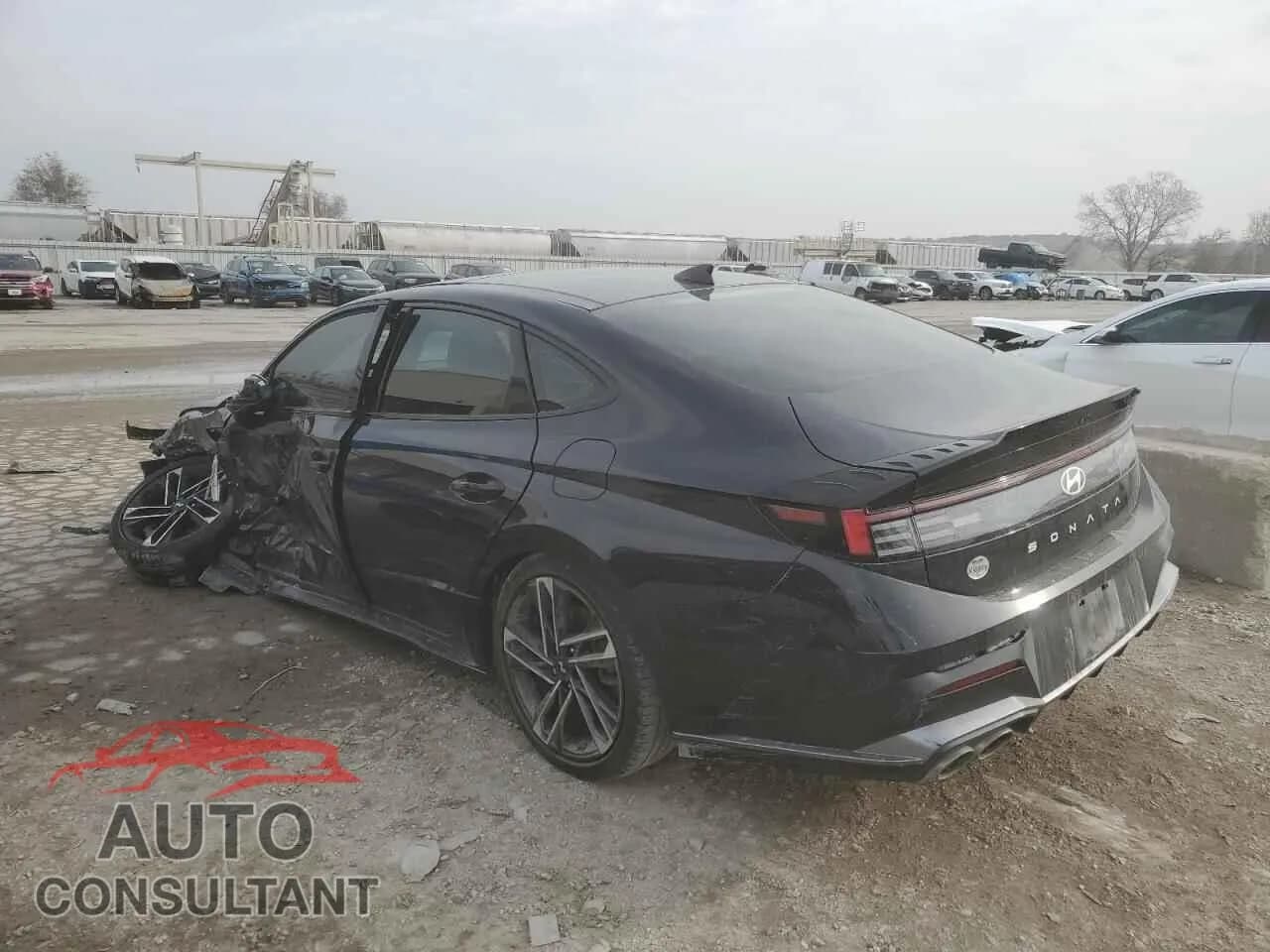 2024 HYUNDAI SONATA Damaged VIN KMHL54JC0RA412176 – rear exterior 2024 HYUNDAI SONATA Damaged VIN KMHL54JC0RA412176 – rear exterior