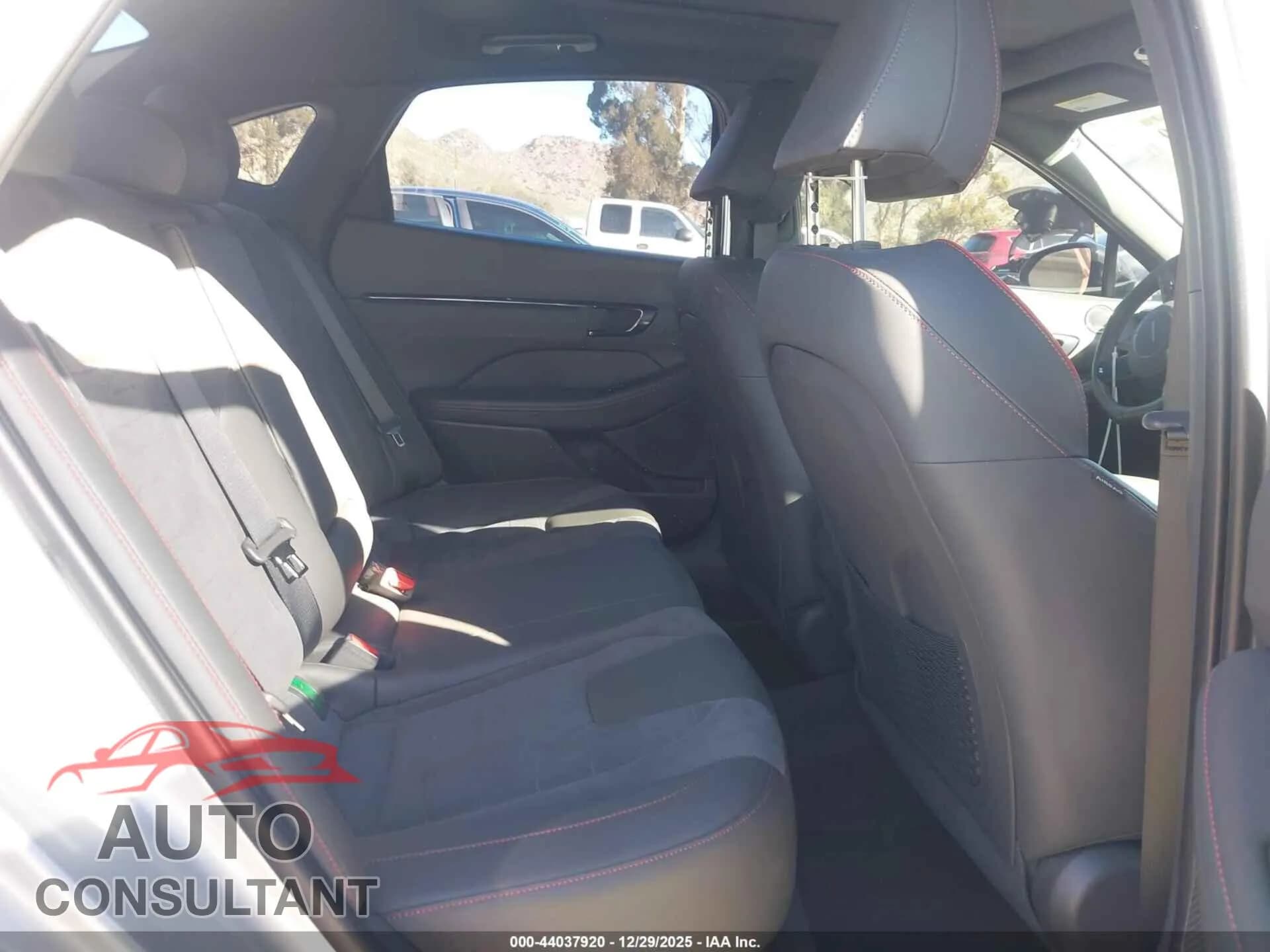 2024 HYUNDAI SONATA Damaged VIN KMHL54JC9RA393711 – undercarriage 2024 HYUNDAI SONATA Damaged VIN KMHL54JC9RA393711 – undercarriage