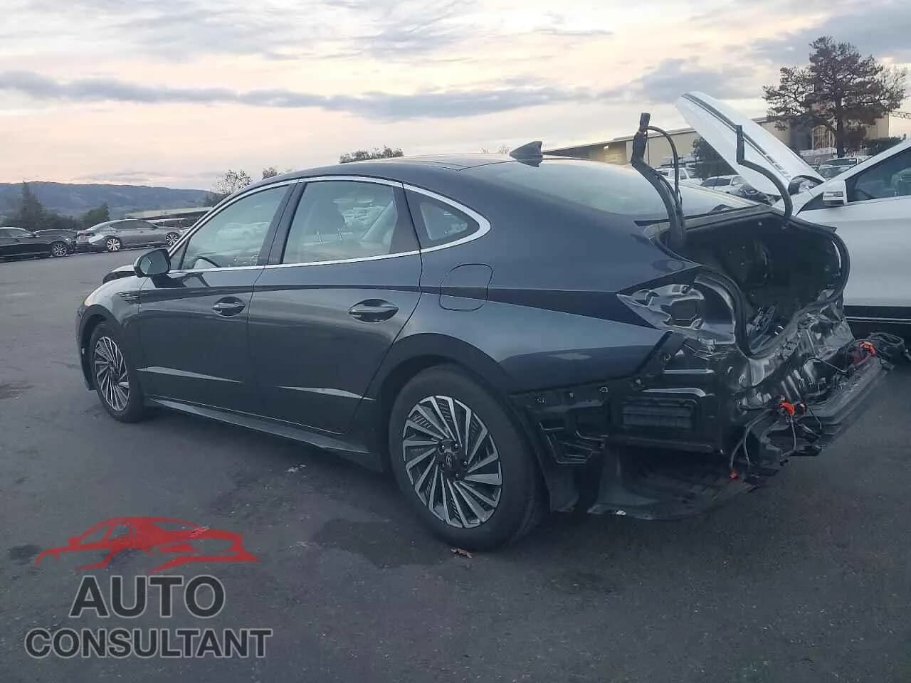 2025 HYUNDAI SONATA Damaged VIN KMHL54JJ1SA109508 – rear exterior 2025 HYUNDAI SONATA Damaged VIN KMHL54JJ1SA109508 – rear exterior