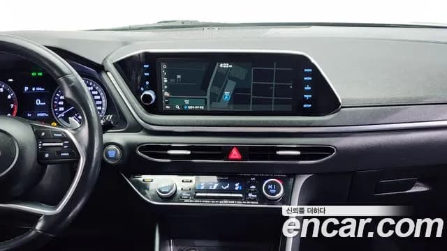 2020 Hyundai Sonata (DN8) 1.6 Turbo Sold VIN KMHL6412BLA090326 – exterior detail 2020 Hyundai Sonata (DN8) 1.6 Turbo Sold VIN KMHL6412BLA090326 – exterior detail