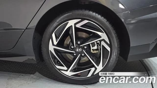 2024 Hyundai Sonata The Edge (DN8) 1.6 Turbo Sold VIN KMHL6412BRA362528 – trunk area 2024 Hyundai Sonata The Edge (DN8) 1.6 Turbo Sold VIN KMHL6412BRA362528 – trunk area