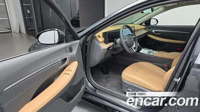 2025 Hyundai Sonata The Edge (DN8) 1.6 Turbo Sold VIN KMHL6412BSA535981 – exterior detail 2025 Hyundai Sonata The Edge (DN8) 1.6 Turbo Sold VIN KMHL6412BSA535981 – exterior detail