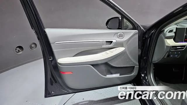 2026 Hyundai Sonata The Edge (DN8) 1.6 Turbo Sold VIN KMHL6412BTA573332 – side profile 2026 Hyundai Sonata The Edge (DN8) 1.6 Turbo Sold VIN KMHL6412BTA573332 – side profile