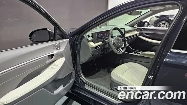 2026 Hyundai Sonata The Edge (DN8) 1.6 Turbo Sold VIN KMHL6412BTA573332 – exterior detail 2026 Hyundai Sonata The Edge (DN8) 1.6 Turbo Sold VIN KMHL6412BTA573332 – exterior detail