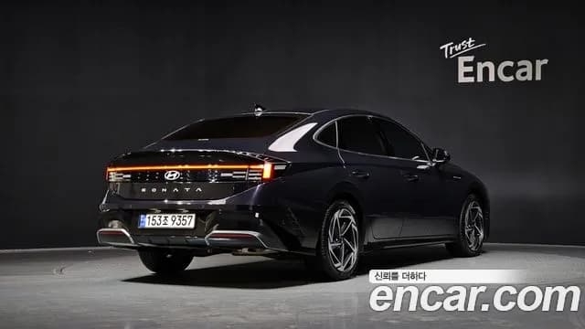 2024 Hyundai Sonata The Edge Hybrid (DN8) Inspiration Sold VIN KMHL641JBRA095626 – interior seats 2024 Hyundai Sonata The Edge Hybrid (DN8) Inspiration Sold VIN KMHL641JBRA095626 – interior seats