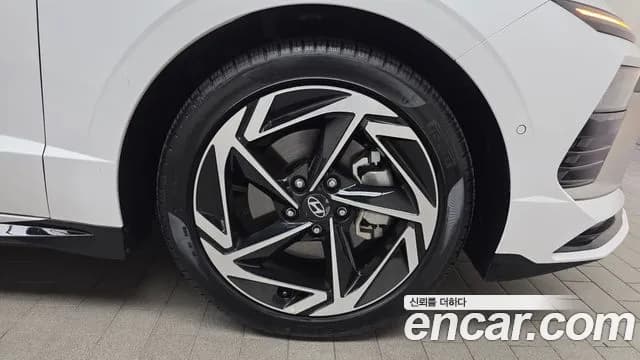 2025 Hyundai Sonata The Edge Hybrid (DN8) Inspiration Sold VIN KMHL641JBSA135425 – trunk area 2025 Hyundai Sonata The Edge Hybrid (DN8) Inspiration Sold VIN KMHL641JBSA135425 – trunk area
