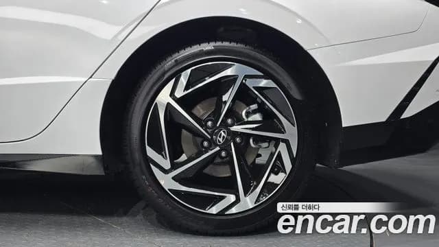 2026 Hyundai Sonata The Edge Hybrid (DN8) Inspiration Sold VIN KMHL641JBTA143368 – photo 14 2026 Hyundai Sonata The Edge Hybrid (DN8) Inspiration Sold VIN KMHL641JBTA143368 – photo 14