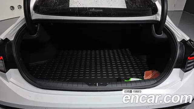 2026 Hyundai Sonata The Edge Hybrid (DN8) Inspiration Sold VIN KMHL641JBTA149379 – photo 15 2026 Hyundai Sonata The Edge Hybrid (DN8) Inspiration Sold VIN KMHL641JBTA149379 – photo 15