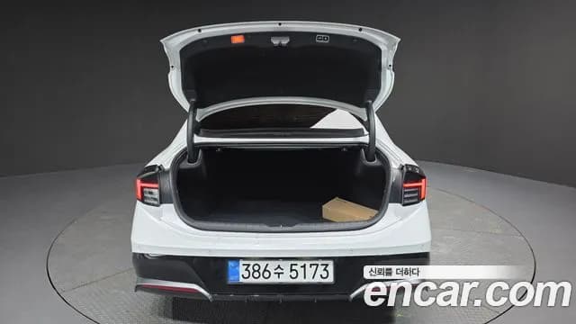 2026 Hyundai Sonata The Edge Hybrid (DN8) Inspiration Sold VIN KMHL641JBTA151430 – photo 17 2026 Hyundai Sonata The Edge Hybrid (DN8) Inspiration Sold VIN KMHL641JBTA151430 – photo 17