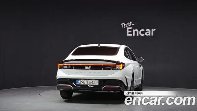 2026 Hyundai Sonata The Edge Hybrid (DN8) Inspiration Sold VIN KMHL641JBTA152871 – trunk area 2026 Hyundai Sonata The Edge Hybrid (DN8) Inspiration Sold VIN KMHL641JBTA152871 – trunk area