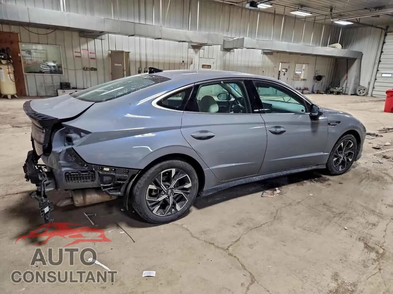 2024 HYUNDAI SONATA Damaged VIN KMHL64JAXRA396984 – side profile 2024 HYUNDAI SONATA Damaged VIN KMHL64JAXRA396984 – side profile