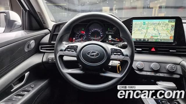 2022 Hyundai Avante (CN7) 1.6 LPi (Rental Car) Sold VIN KMHLL41ABNU289673 – exterior detail 2022 Hyundai Avante (CN7) 1.6 LPi (Rental Car) Sold VIN KMHLL41ABNU289673 – exterior detail