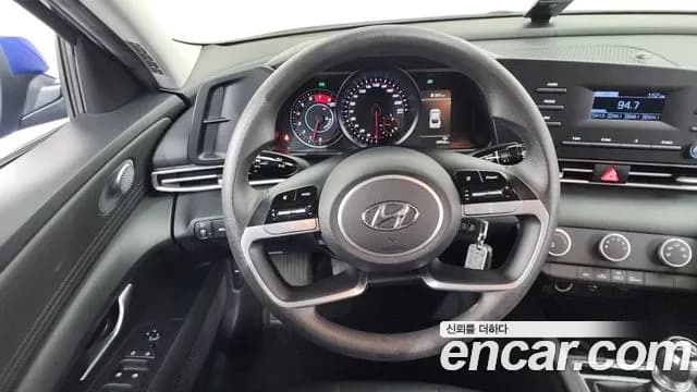 2021 Hyundai Avante (CN7) 1.6 Sold VIN KMHLL41EAMU033468 – interior seats 2021 Hyundai Avante (CN7) 1.6 Sold VIN KMHLL41EAMU033468 – interior seats