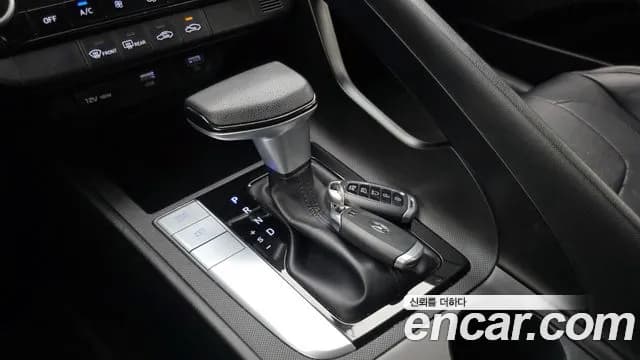 2021 Hyundai Avante (CN7) 1.6 Sold VIN KMHLL41EEMU022347 – front exterior 2021 Hyundai Avante (CN7) 1.6 Sold VIN KMHLL41EEMU022347 – front exterior