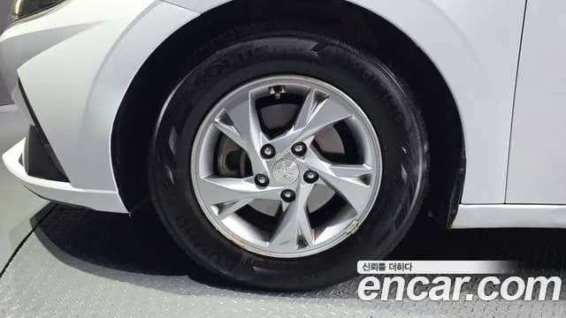 2021 Hyundai Avante (CN7) 1.6 Sold VIN KMHLL41EEMU024063 – side profile 2021 Hyundai Avante (CN7) 1.6 Sold VIN KMHLL41EEMU024063 – side profile