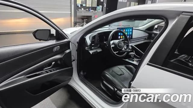 2021 Hyundai Avante (CN7) 1.6 Sold VIN KMHLL41EEMU175329 – exterior detail 2021 Hyundai Avante (CN7) 1.6 Sold VIN KMHLL41EEMU175329 – exterior detail