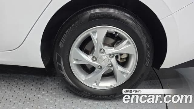 2023 Hyundai Avante (CN7) 1.6 Sold VIN KMHLL41EEPU349724 – photo 17 2023 Hyundai Avante (CN7) 1.6 Sold VIN KMHLL41EEPU349724 – photo 17