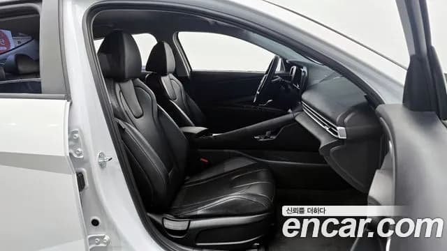2023 Hyundai Avante Hybrid (CN7) Smart Sold VIN KMHLL41JGPU067145 – trunk area 2023 Hyundai Avante Hybrid (CN7) Smart Sold VIN KMHLL41JGPU067145 – trunk area