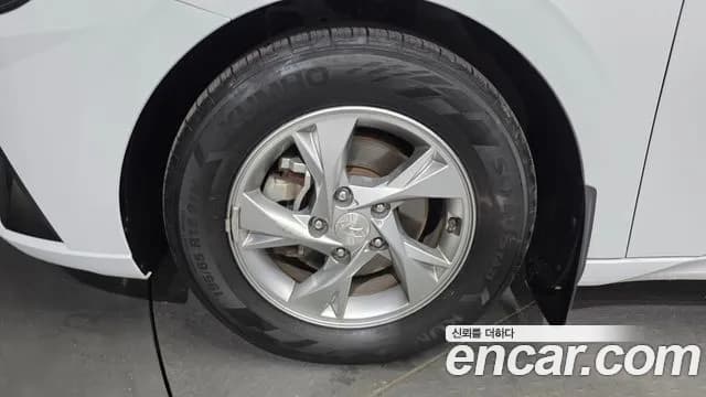 2021 Hyundai Avante (CN7) 1.6 LPi (Rental Car) Sold VIN KMHLM41ABMU011452 – dashboard 2021 Hyundai Avante (CN7) 1.6 LPi (Rental Car) Sold VIN KMHLM41ABMU011452 – dashboard