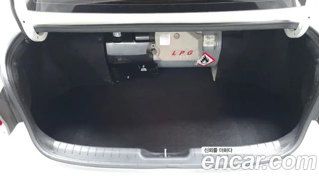 2022 Hyundai Avante (CN7) 1.6 LPi (Rental Car) Sold VIN KMHLM41ABNU263648 – undercarriage 2022 Hyundai Avante (CN7) 1.6 LPi (Rental Car) Sold VIN KMHLM41ABNU263648 – undercarriage
