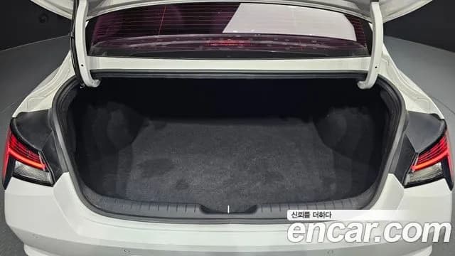 2021 Hyundai Avante (CN7) 1.6 Sold VIN KMHLM41EEMU001014 – side profile 2021 Hyundai Avante (CN7) 1.6 Sold VIN KMHLM41EEMU001014 – side profile