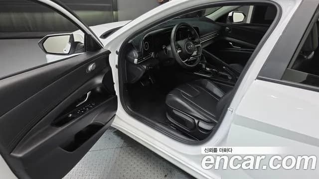 2021 Hyundai Avante (CN7) 1.6 Sold VIN KMHLM41EEMU014002 – exterior detail 2021 Hyundai Avante (CN7) 1.6 Sold VIN KMHLM41EEMU014002 – exterior detail
