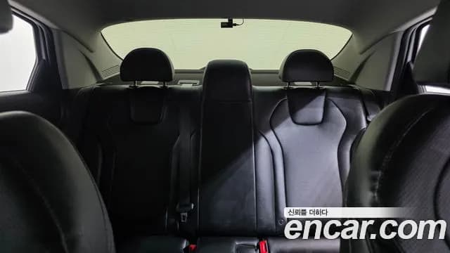 2021 Hyundai Avante (CN7) 1.6 Sold VIN KMHLM41EEMU014002 – trunk area 2021 Hyundai Avante (CN7) 1.6 Sold VIN KMHLM41EEMU014002 – trunk area